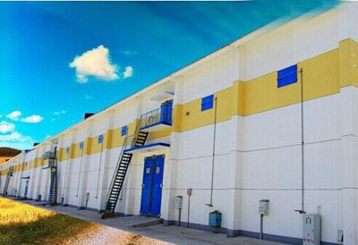 密封保溫門(mén)窗